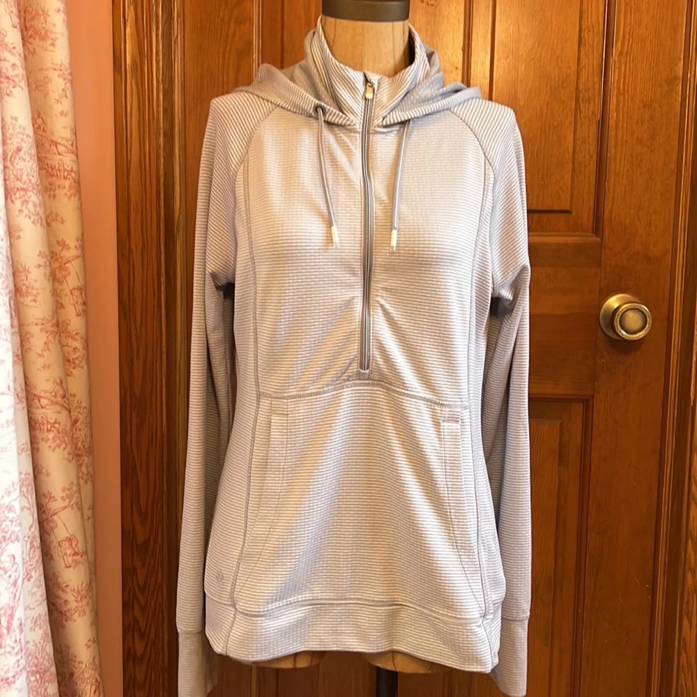 EUC ATHLETA gray/white half zip hoodie Size m